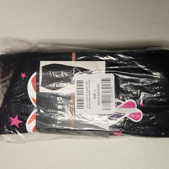 ❤️NWT VINTAGE TORRID LEGGING - CHRISTMAS CANDY CANE RAINBOW HEART KNEE PLUS SIZE - Picture 8 of 11